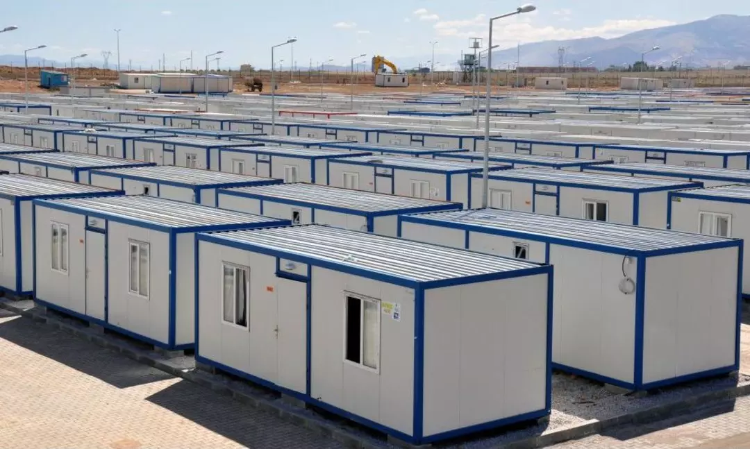 HATAY’DA KONTEYNARLAR  TC  VATANDAŞLARINA DAĞITILIYOR