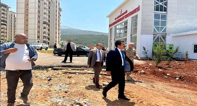 HASTANE İNŞAATINI İNCELEDİ