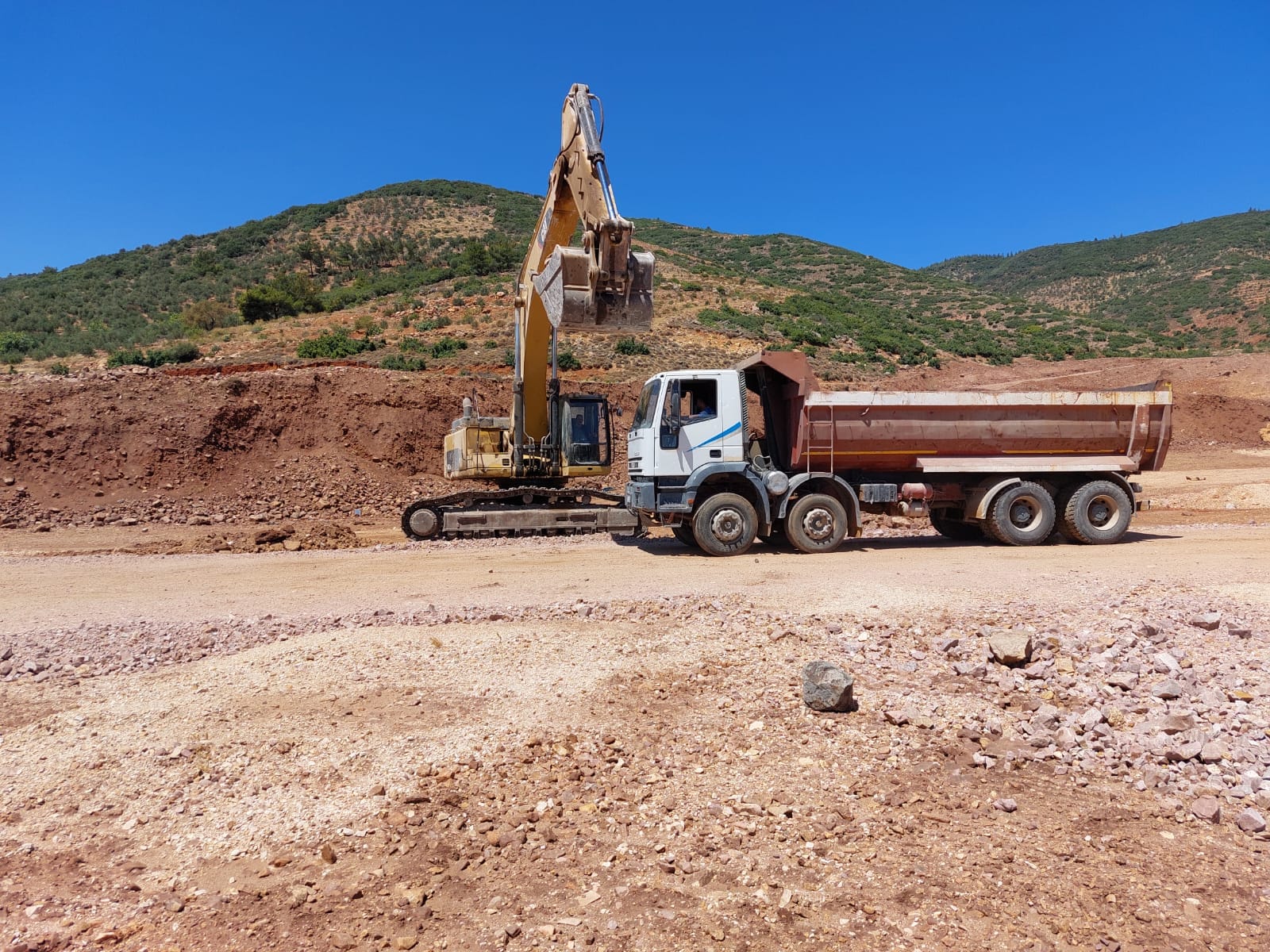 KIRIKHAN OSB’DE ÇALIŞMALAR YENİDEN BAŞLADI
