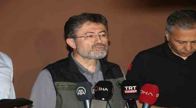 Bakan Yumaklı “Sabahtan bu yana 19 yangın çıktı”