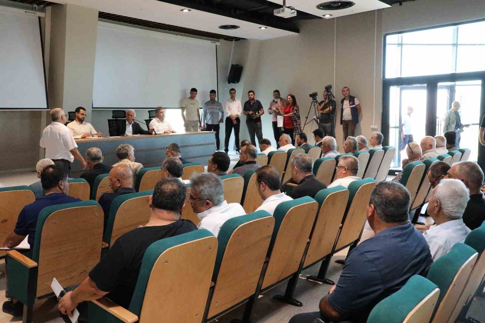 Hatay Büyükşehir Belediyesinden toplu taşımaya akaryakıt desteği 6 ay daha uzatıldı