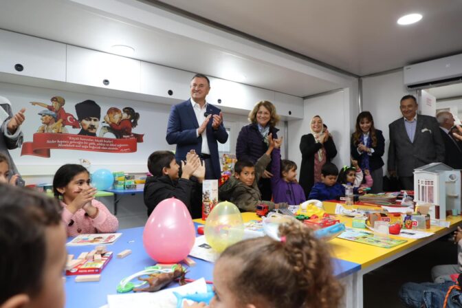 HBB VE ROTARY İŞBİRLİĞİ İLE MOBİL ANAOKULU HİZMETE GİRDİ