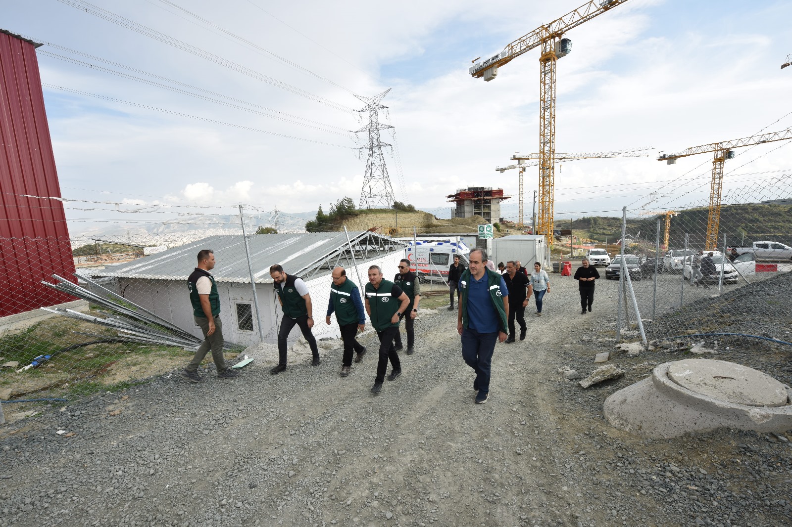 HATAY’DA AFET KONUTLARININ İÇMESUYUNU DSİ TEMİN EDİYOR