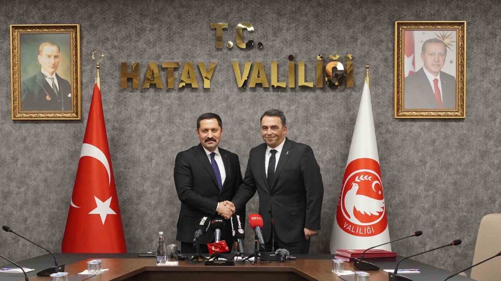 İş Bankası’ndan Hatay’a okul desteği