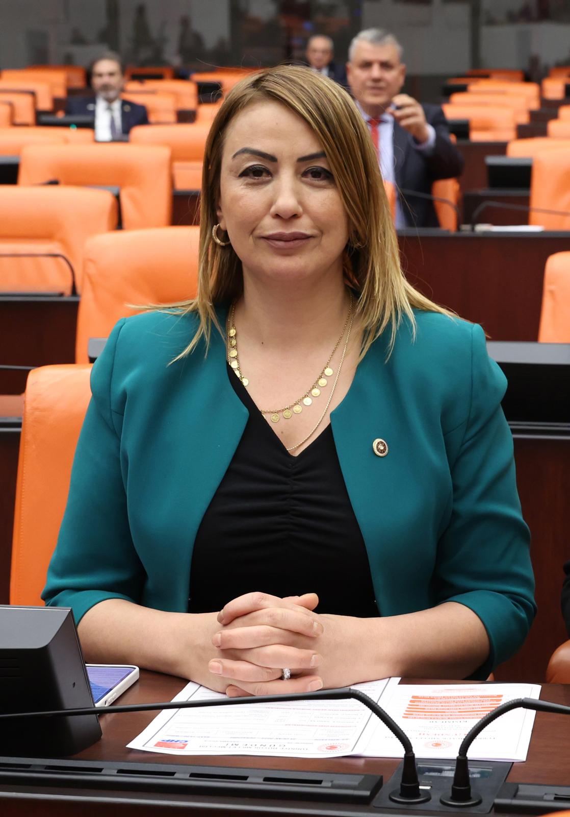 KARA “600 BİN LİRAYA KADAR ULAŞAN KAYIT ÜCRETLERİ VAR”