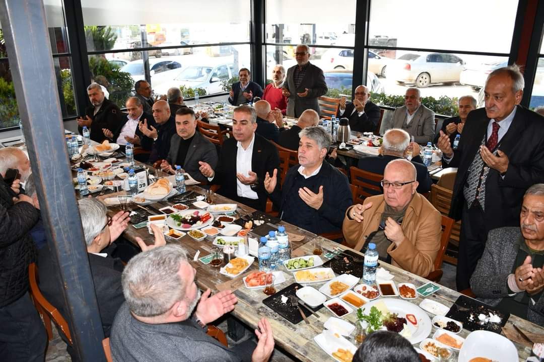 ÖMER ERDAL ÇELİK PARTİ KURUCULARINDAN TAM DESTEK ALDI