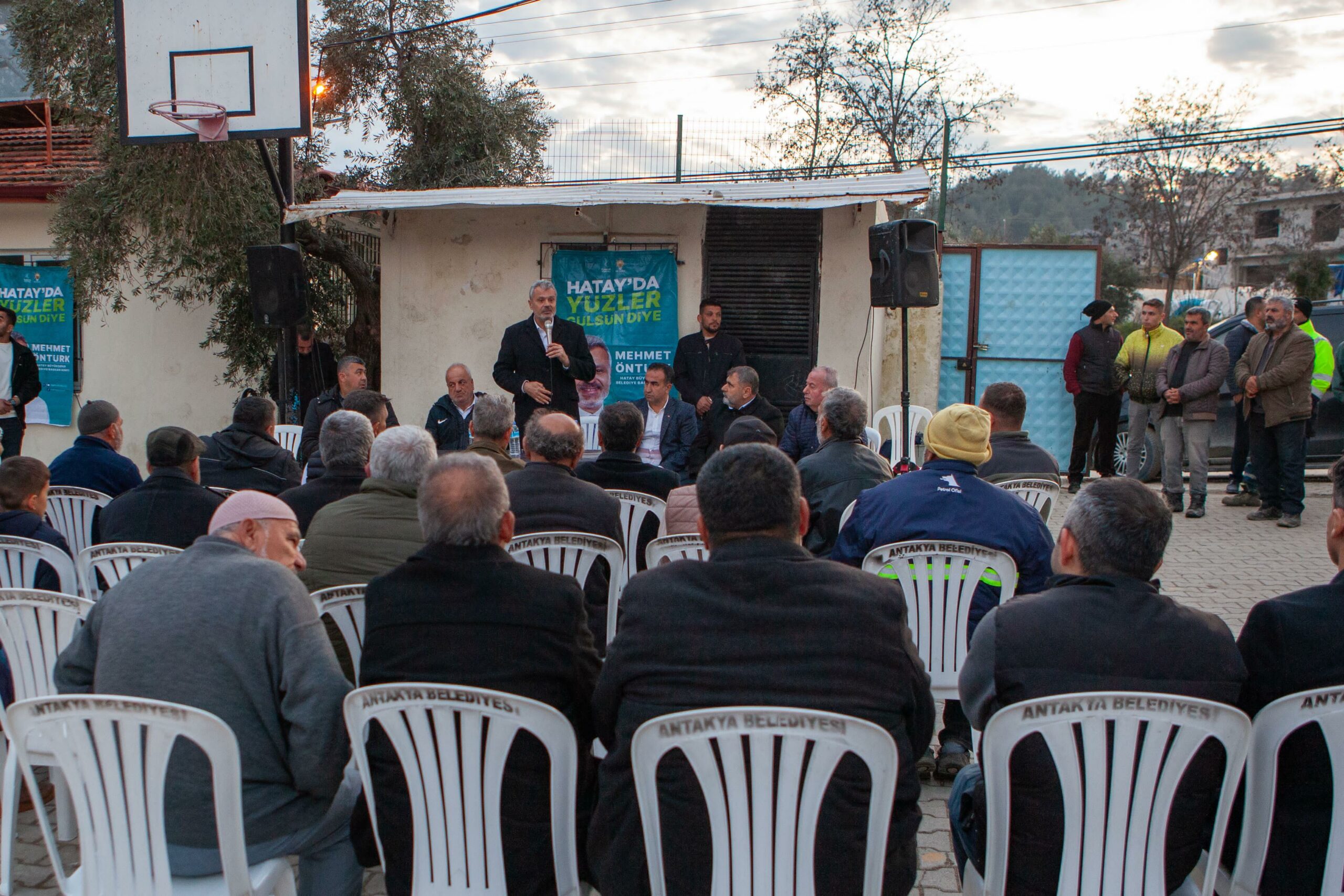 ÖNTÜRK  “BU YIKIK KENTİ AYAĞA KALDIRACAĞIZ”