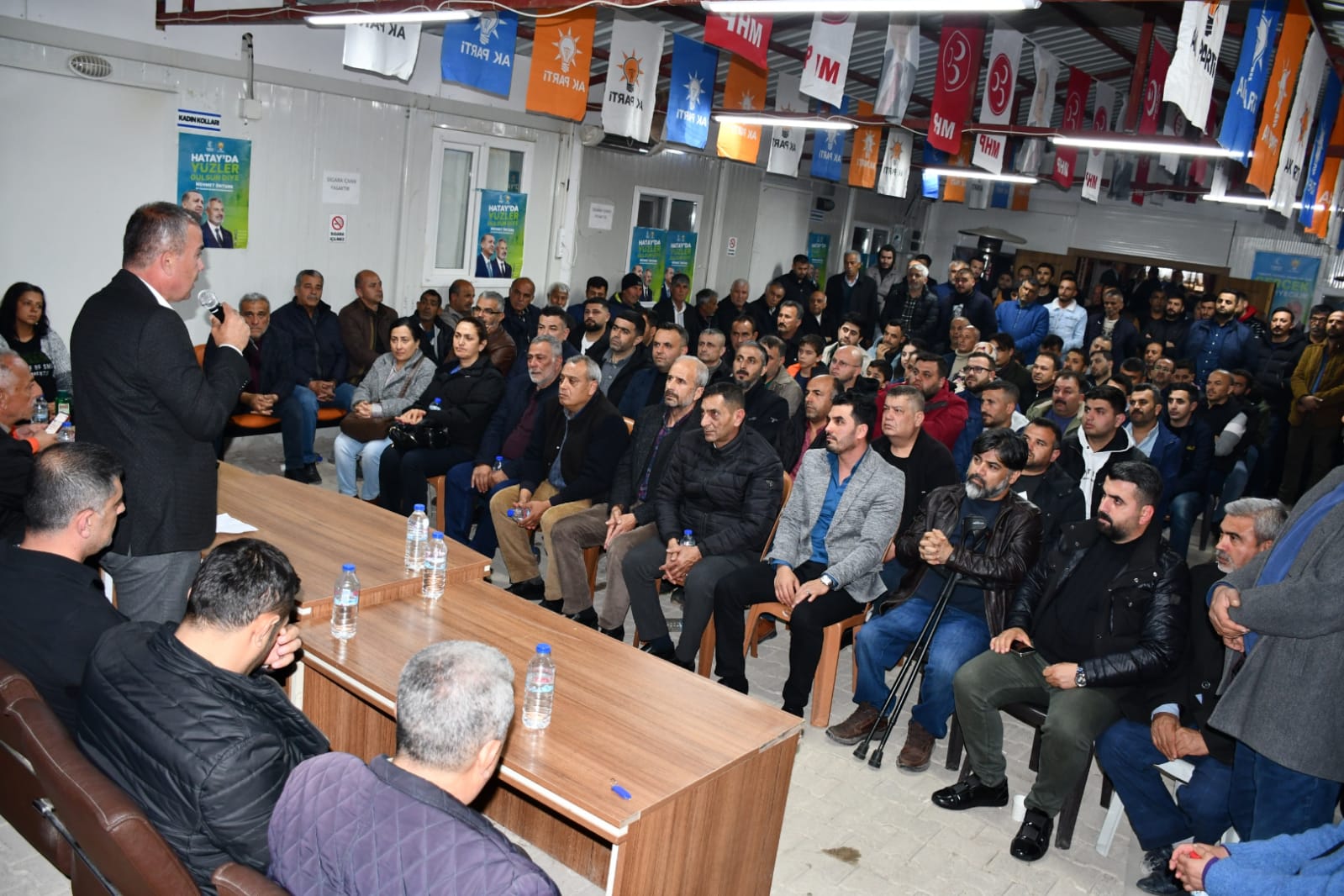 SAĞLIK ÇALIŞANLARI ÖMER ERDAL ÇELİK’E              “TAM DESTEK SÖZÜ VERDİ”