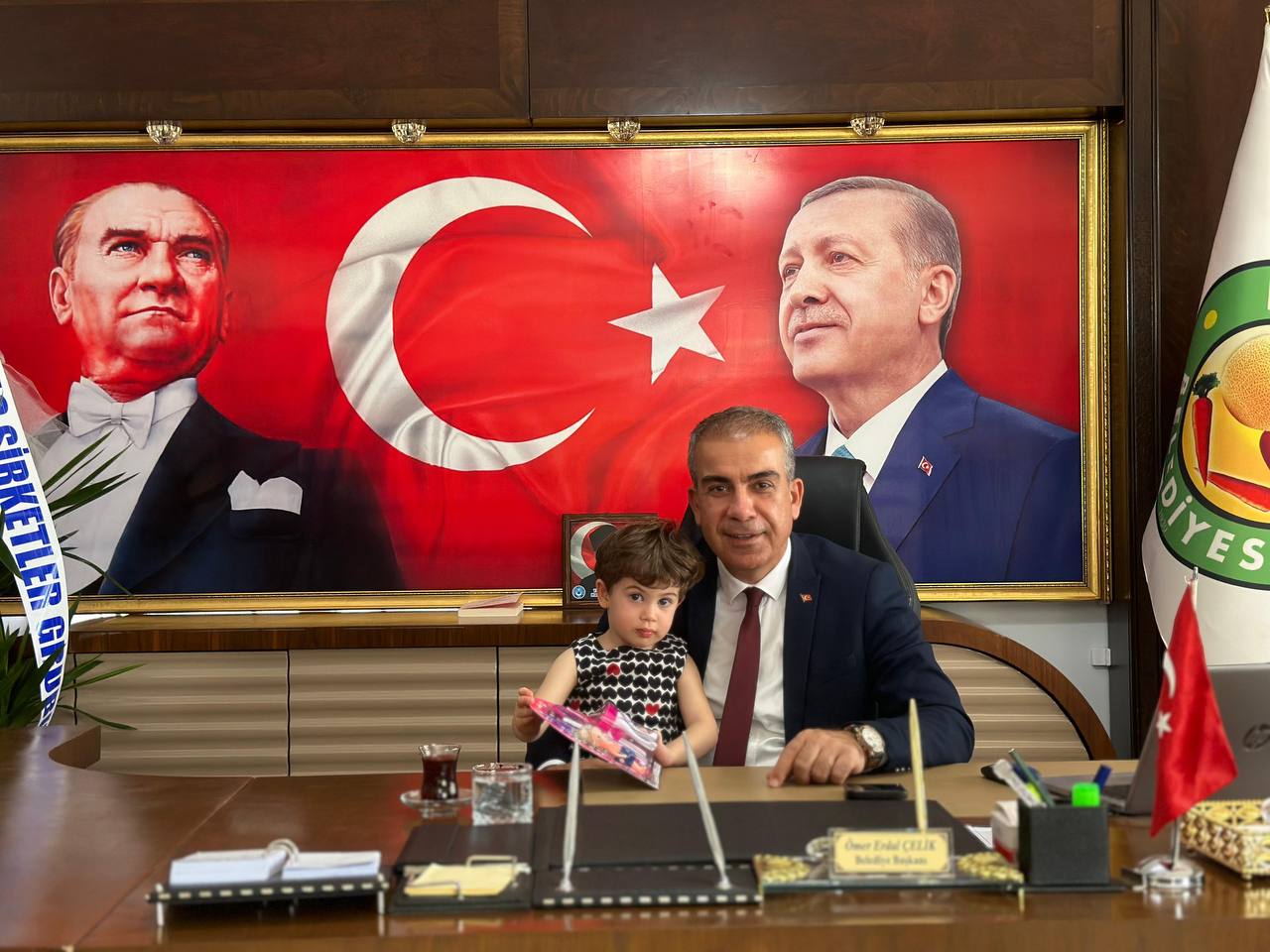 ÇELİK; “T.B.M.M.’İN KURULUŞUNUN VE 23 NİSAN ULUSAL EGEMENLİK VE ÇOCUK BAYRAMININ 104. YILI KUTLU OLSUN