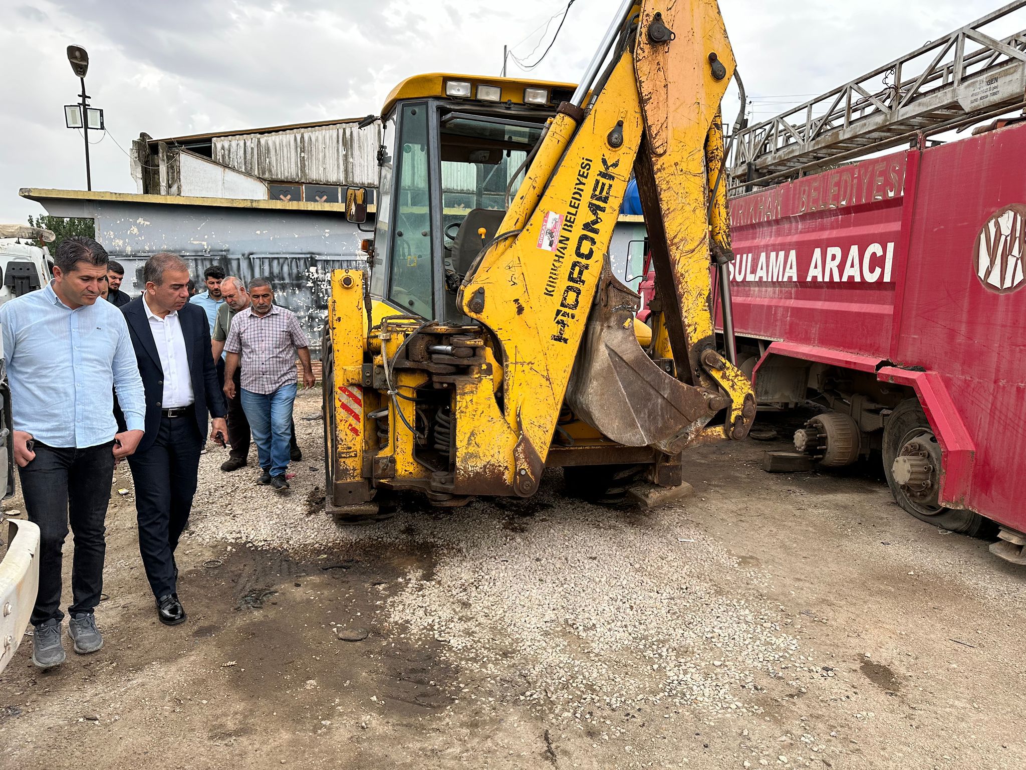 BAŞKAN ÇELİK 18 ARACI HİZMETE SUNDU