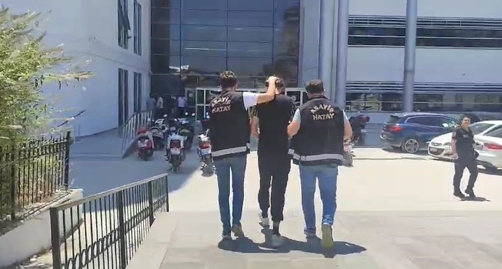 HATAY'DA 21 YIL 9 AY HAPİS CEZASIYLA ARANAN ŞAHIS GÖZALTINA ALINDI