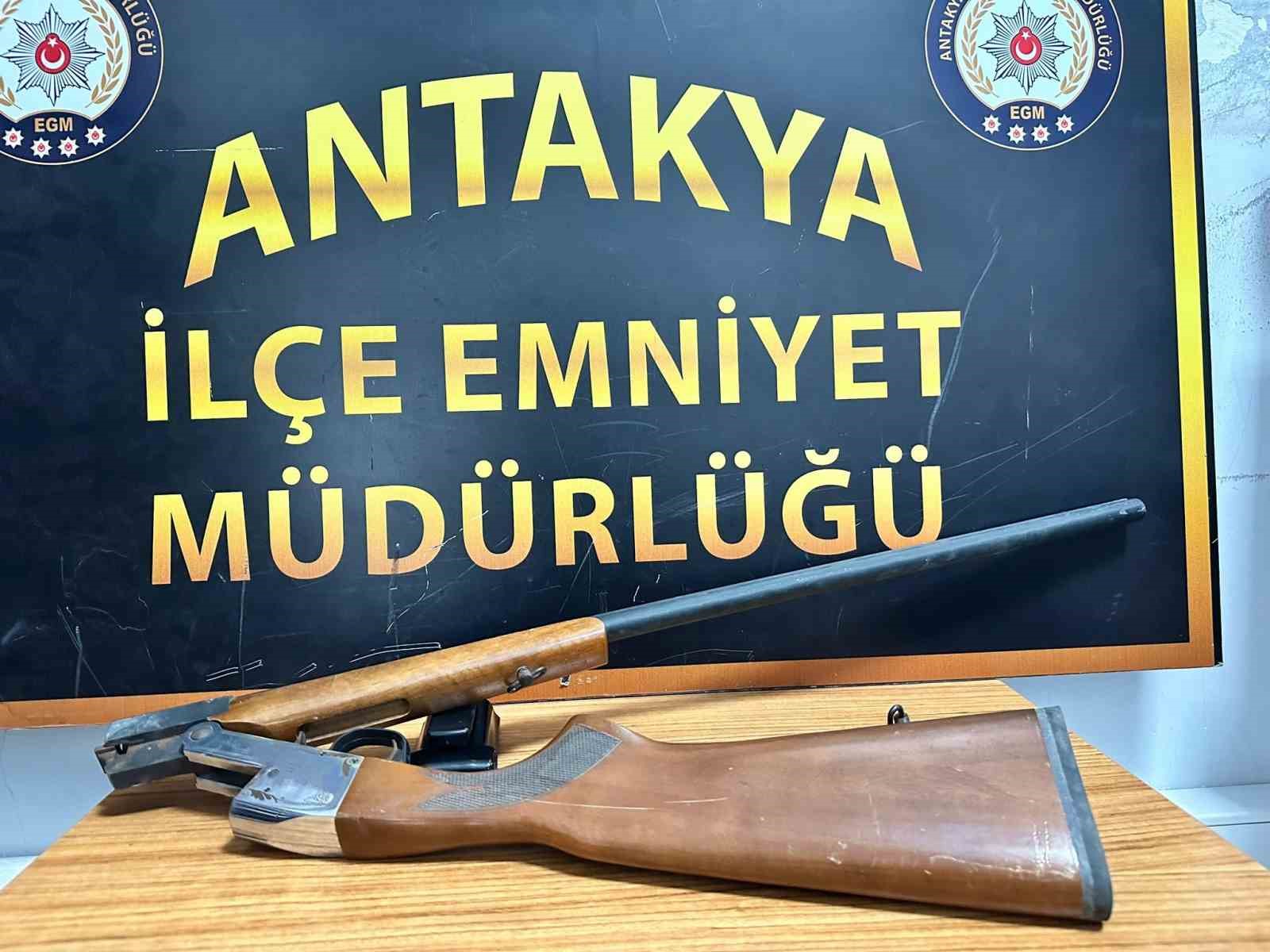 ANTAKYA’DA 284 ŞAHIS SORGULANDI