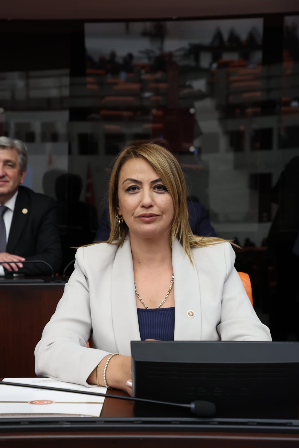 ” KARA ADALETSİZ FATURALAR, ÇİFTÇİNİN EMEĞİNİ ZAYİ EDİYOR”