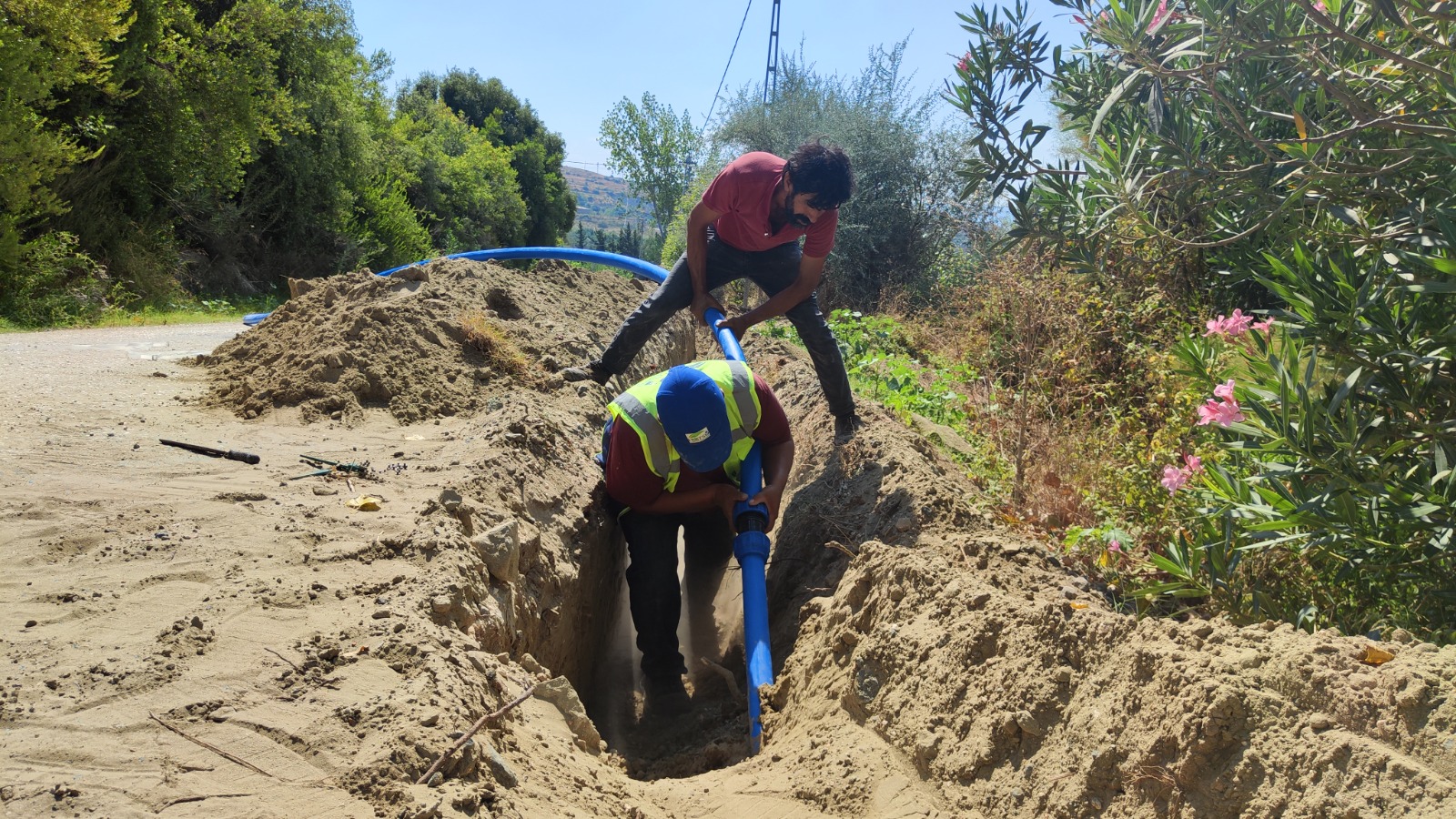 ÇÖKEK MAHALLESİ’NE YENİ İÇME SUYU ŞEBEKESİ