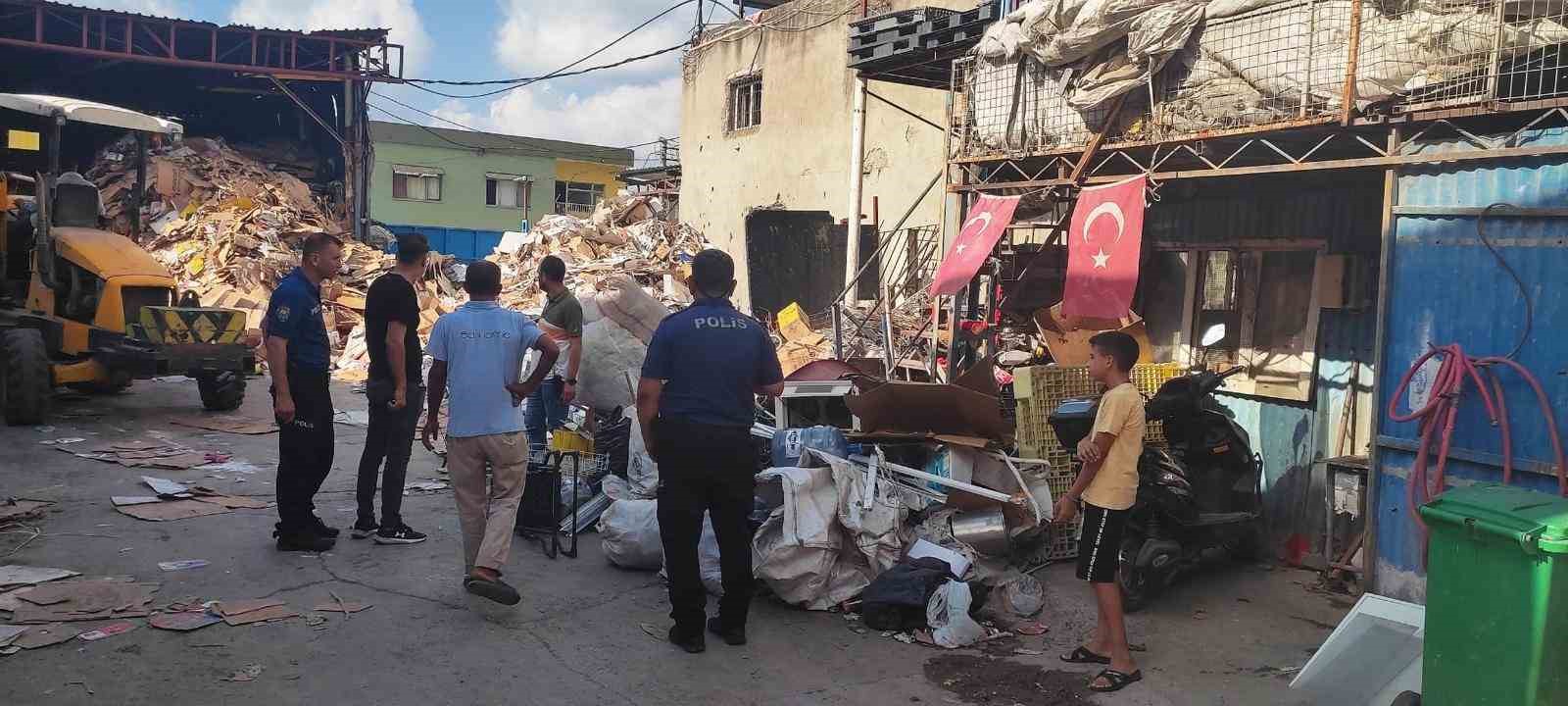 İSKENDERUN’DA HURDACILAR DENETLENDİ