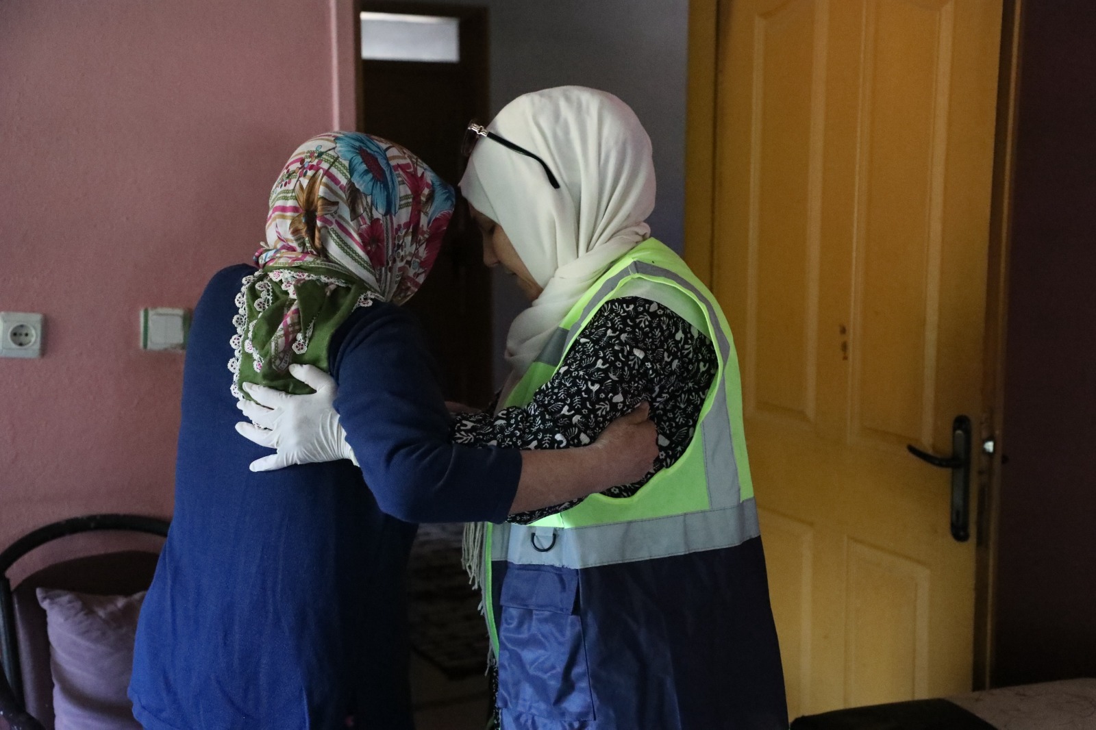 HBB’NİN ÜCRETSİZ FİZYOTERAPİ HİZMETİ SÜRÜYOR