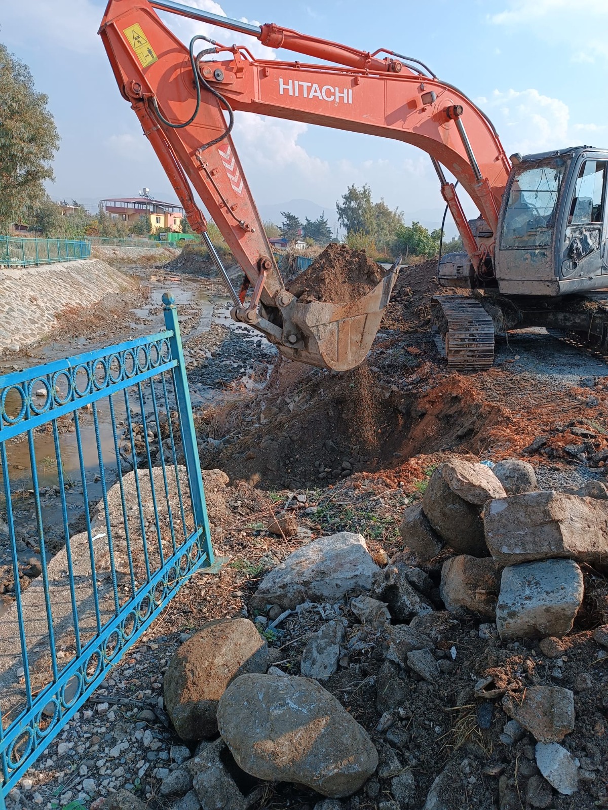 BÜYÜKŞEHİR KIŞ HAZIRLIKLARINI SÜRDÜRÜYOR