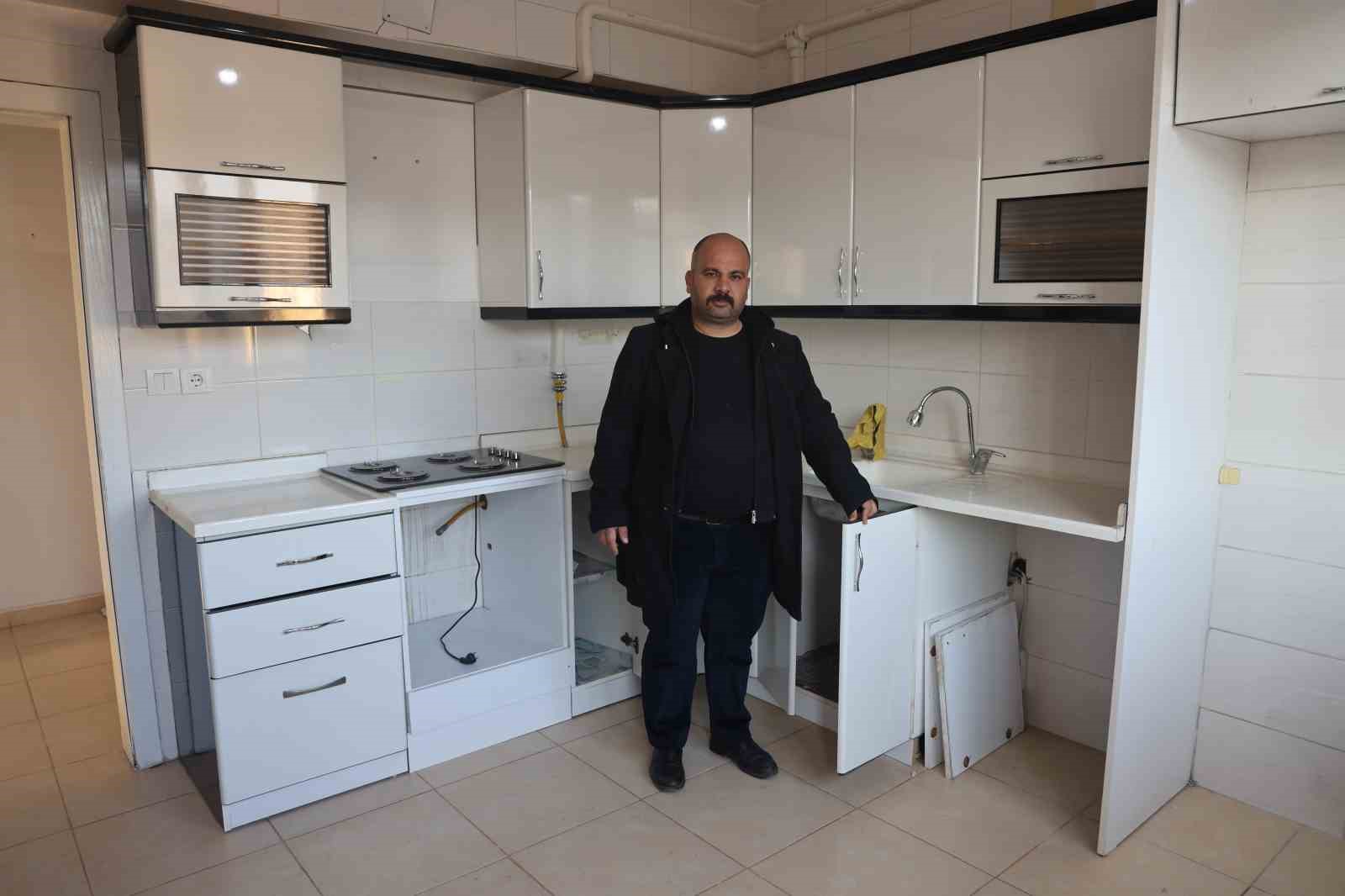 Suriyelilerin dönüşüyle ev sahipleri kiracı bulamaz hale geldi