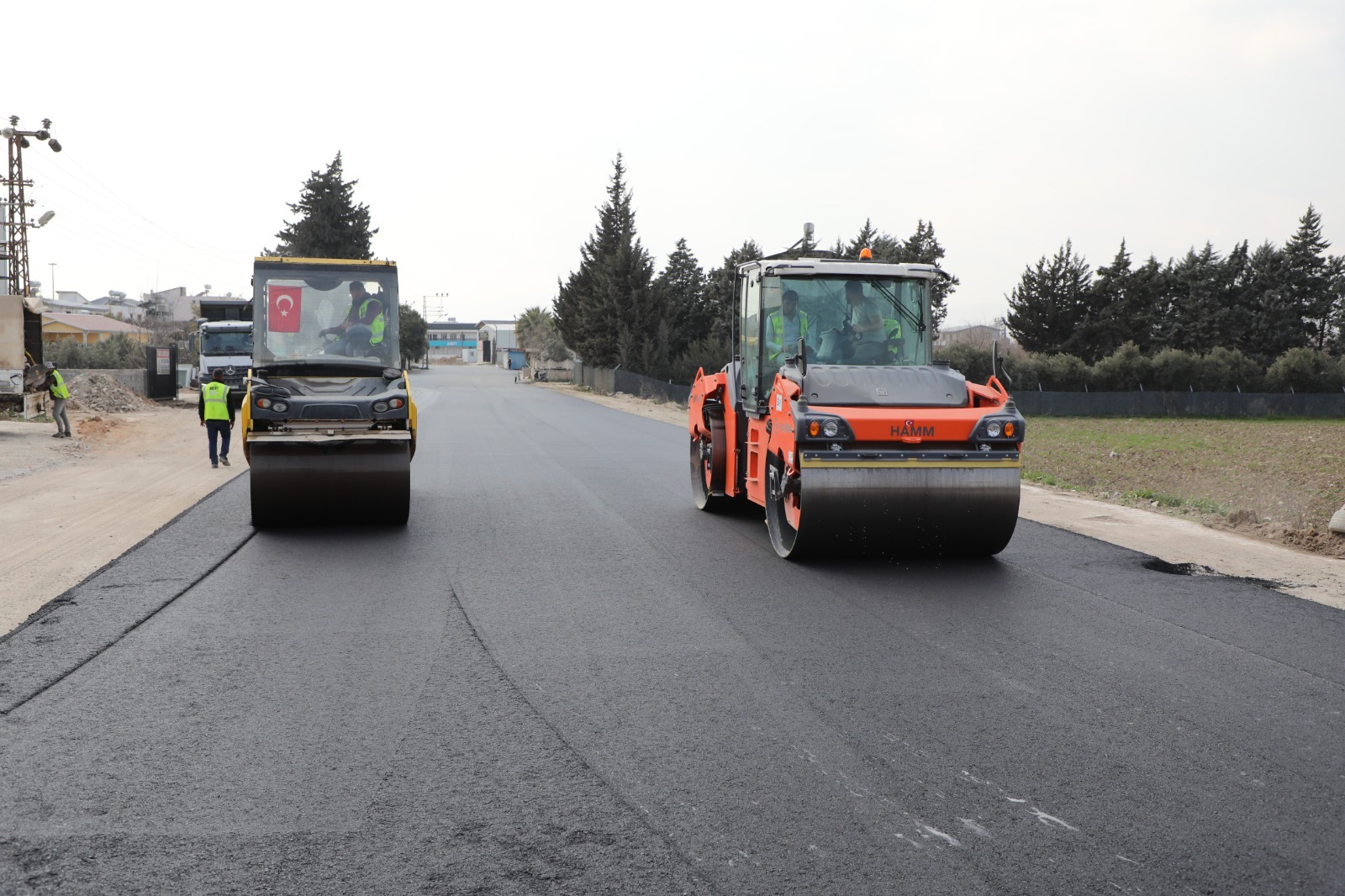 HBB YOL ÇALIŞMALARINA DEVAM EDİYOR