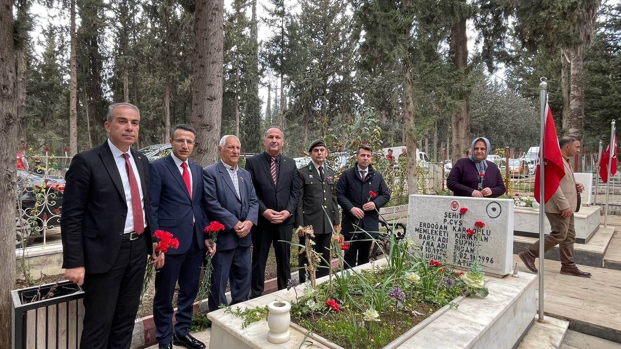 KIRIKHAN’DA 18 MART ÇANAKKALE ZAFERİ VE ŞEHİTLERİ ANMA PROGRAMI DÜZENLENDİ