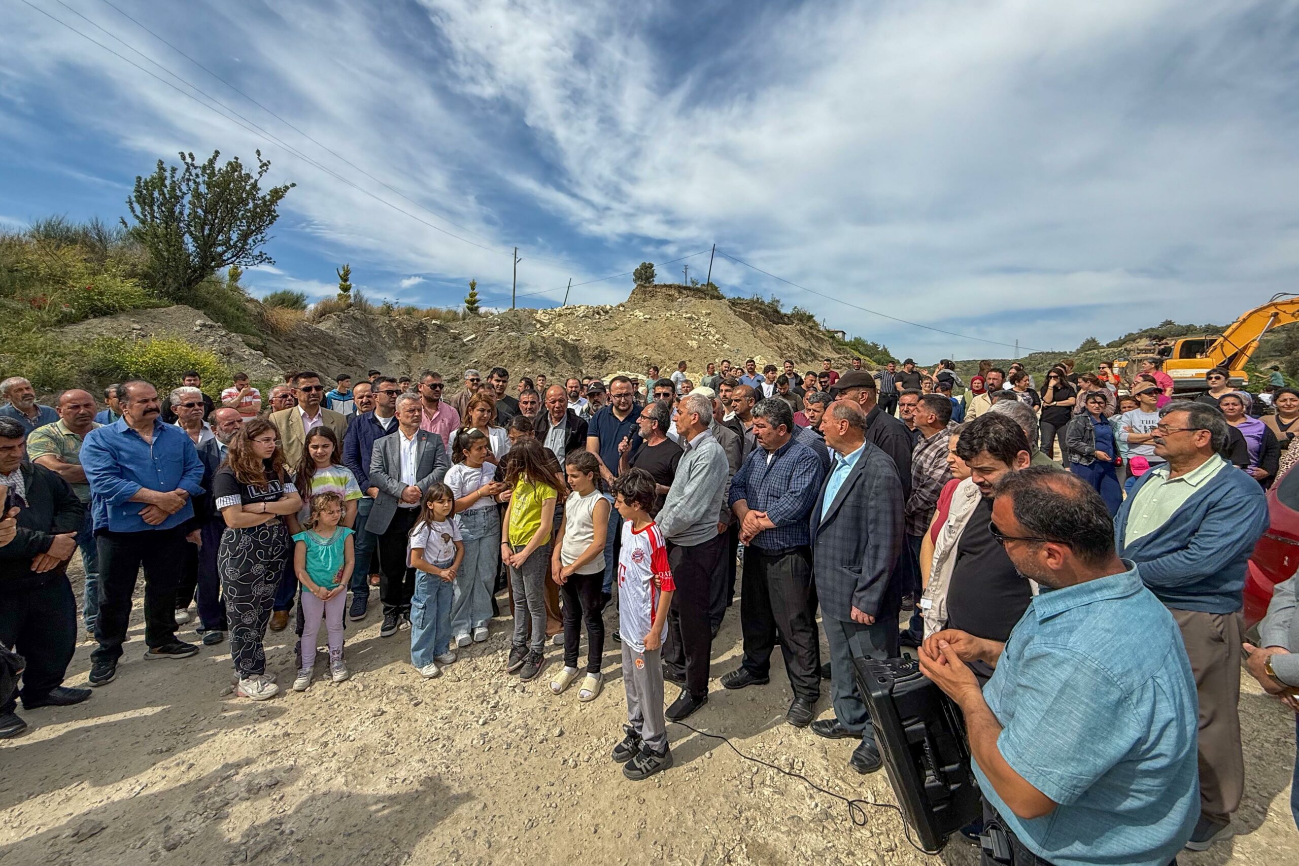 KARA “30 BİN YURTTAŞIMIZIN CANINI TEHLİKEYE ATMAYIN”