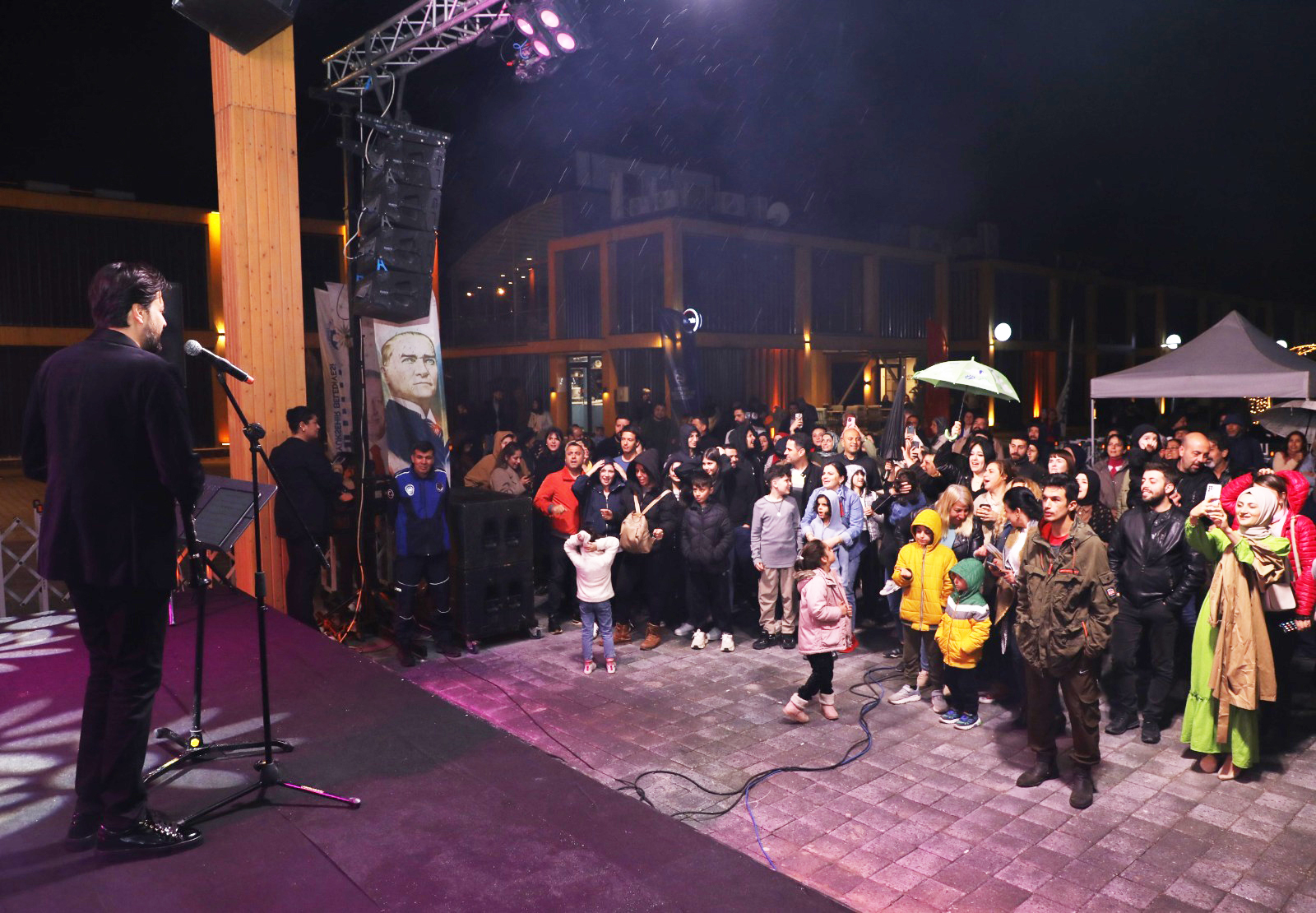 BÜYÜKŞEHİR, KÜLTÜR ŞÖLENİNE DEVAM EDİYOR