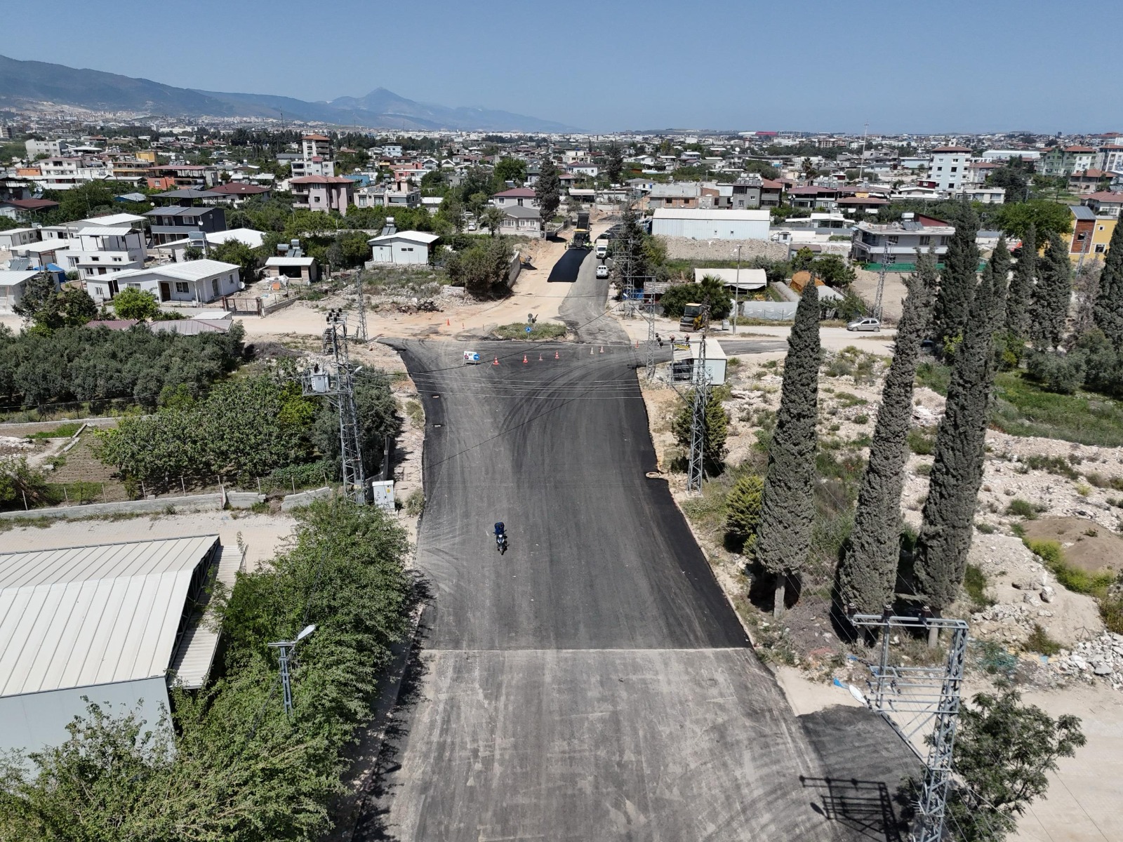 ANTAKYA MÜZE YOLUNA BETON ASFALT