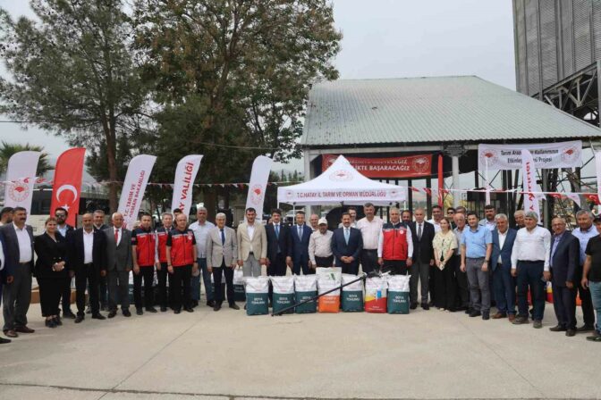 Türkiye’nin üretim üssü Amik Ovası’nda depremzede çiftçilere 35 milyon TL’lik destek sağlanacak