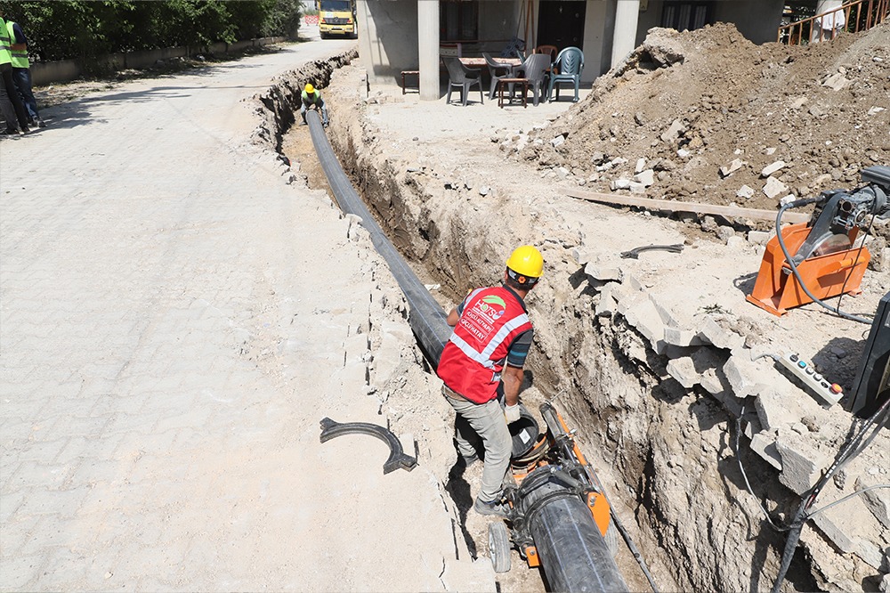 HBB SAMANDAĞ’DA DEV İÇME SUYU ŞEBEKESİ YATIRIMINI SÜRDÜRÜYOR