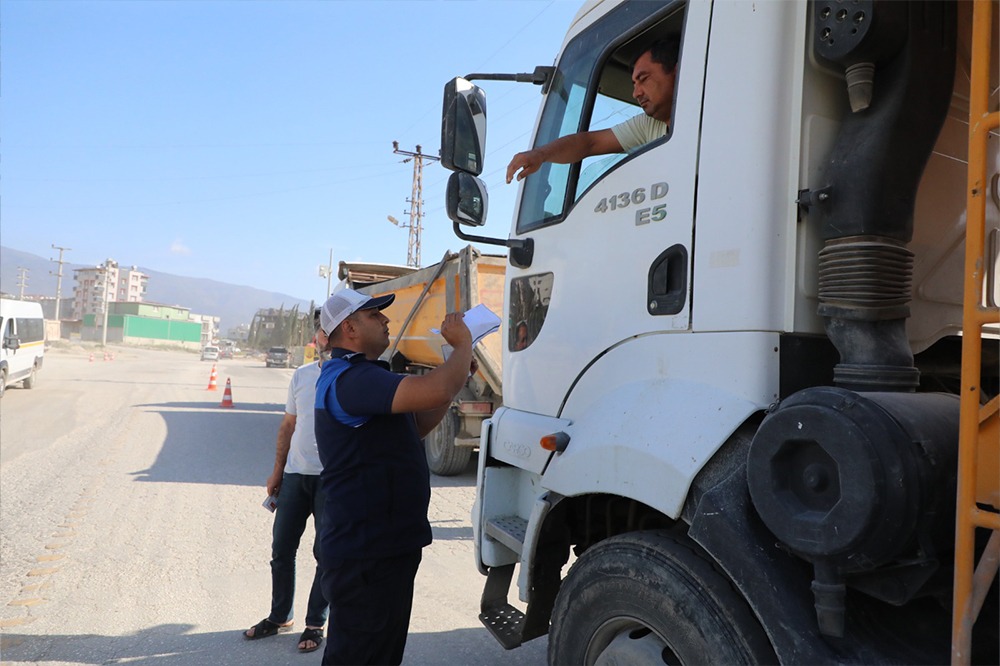 ZABITA’DAN İŞ MAKİNELERİNE YAKIN TAKİP