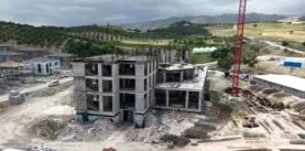 HATAY’DA ÖĞRETMENEVİ İNŞAATI YÜKSELİYOR