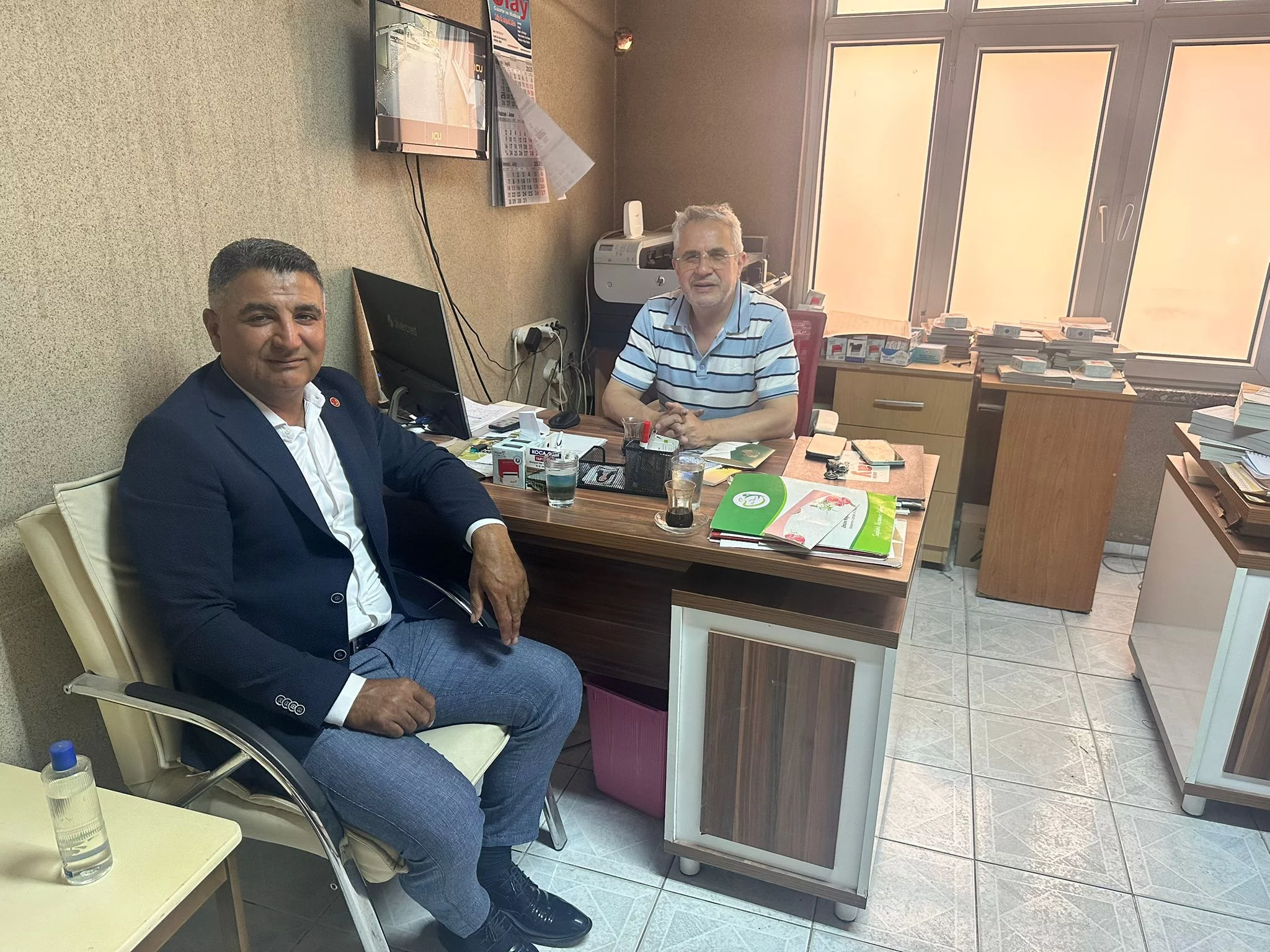 YRP  İLÇE BAŞKANI PARLAK  GAZETEMİZİ ZİYARET ETTİ