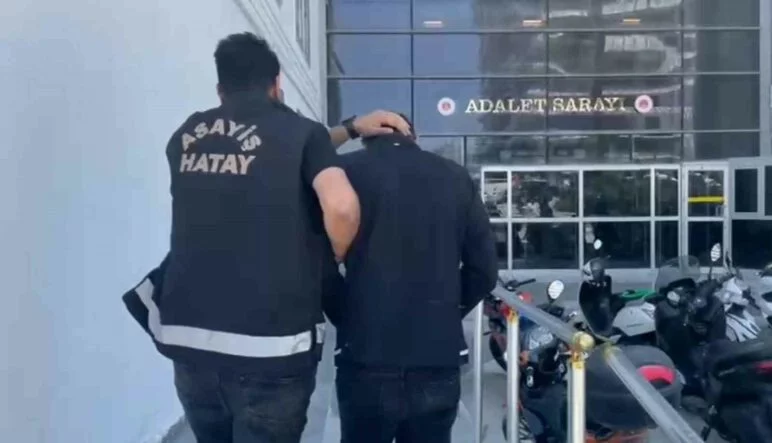DEFNE'DE 10 YIL HAPİS CEZASI BULUNAN ŞAHIS TUTUKLANDI