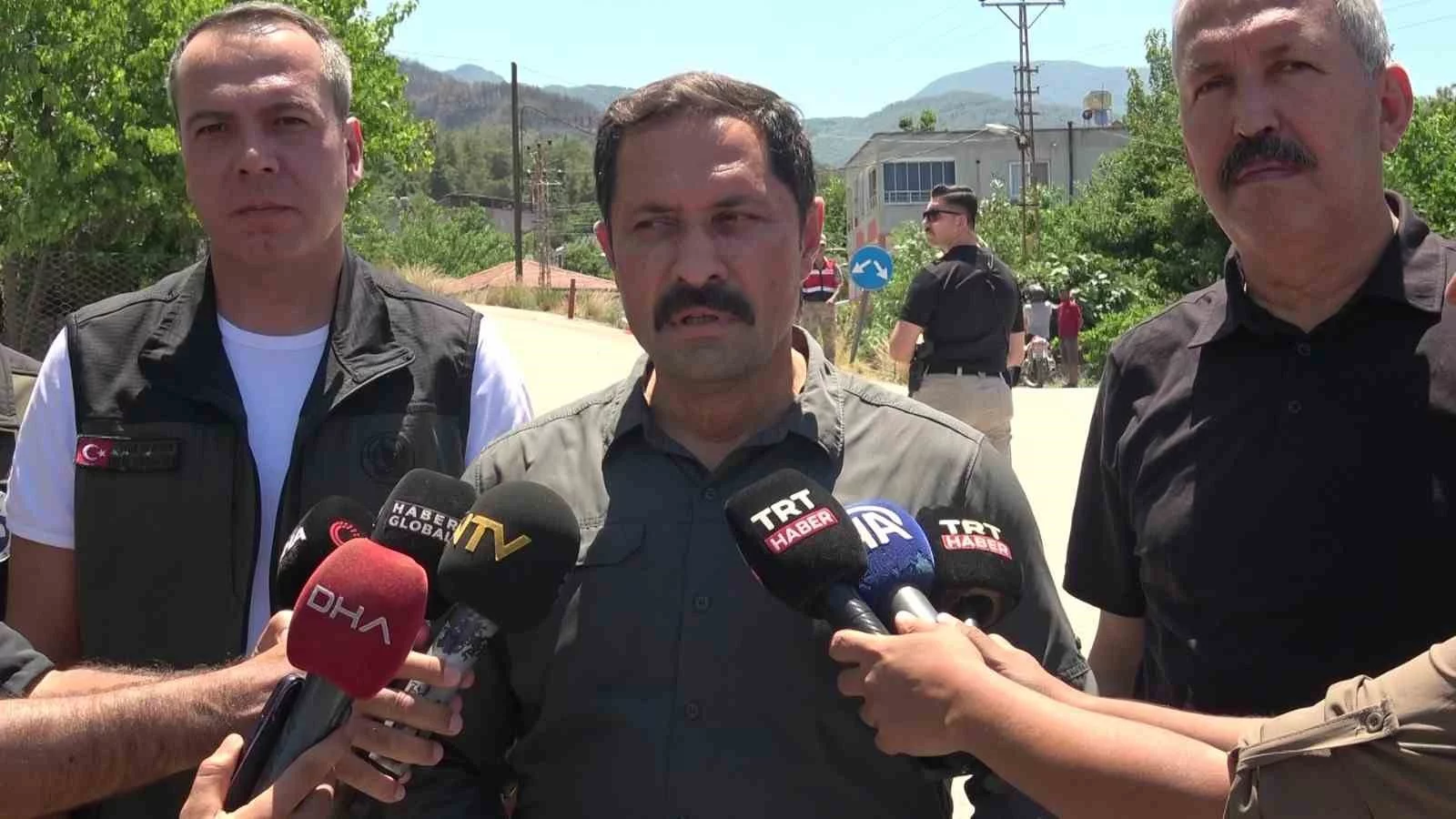 Vali Masatlı”Olağanüstü bir şey olmazsa bu yangının bundan ilerleme durumu söz konusu değildir.”