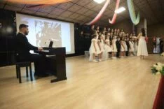 Afetzede öğrenciler, sanatın iyileştirici gücüyle deprem psikolojisini atlattı