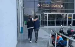 Hatay’da hapis cezası ile aranan göçmen kaçakçısı yakalandı