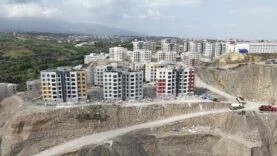 TOKİ KONUTLARIYLA DEFNE YENİDEN KURULUYOR
