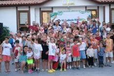 Defne Belediyesi’nin Çekmece Mahallesi’nde düzenlediği etkinlikte çocuklar doyasıya eğlendi