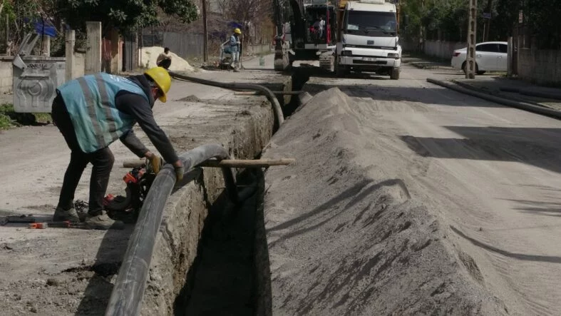 PAYAS’TA İÇME SUYU PROJESİ TAM GAZ DEVAM EDİYOR