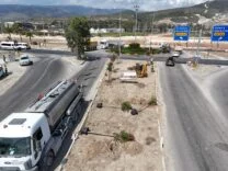 BÜYÜKŞEHİR’DEN HAVAALANI YOLUNDA AĞAÇLANDIRMA