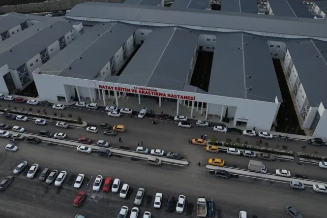 HATAY’IN SAĞLIK ALTYAPISI GÜÇLENİYOR