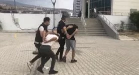 İskenderun’da çeşitli suçlardan aranan 2 şahıs tutuklandı