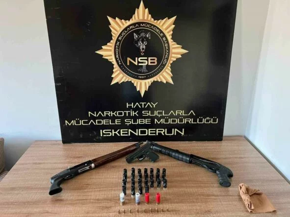 İskenderun’da uyuşturucu operasyonunda silah ve mühimmat ele geçirildi