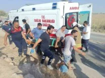 Takla atarak ters dönen hafif ticari araçtaki 7 kişi yaralandı