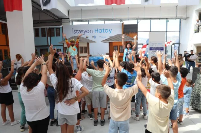 HATAY’IN EVLATLARINA MORAL ŞENLİĞİ