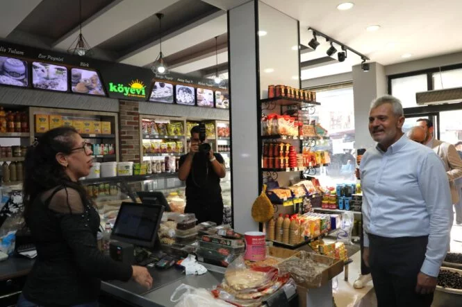 BAŞKAN ÖNTÜRK, SAMANDAĞ ESNAFINI ZİYARET ETTİ