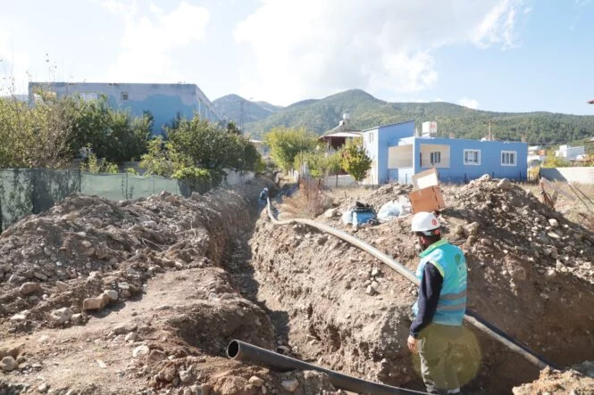 KIRIKHAN ALAN YAYLASI’NIN SU ŞEBEKESİ YENİLENİYOR