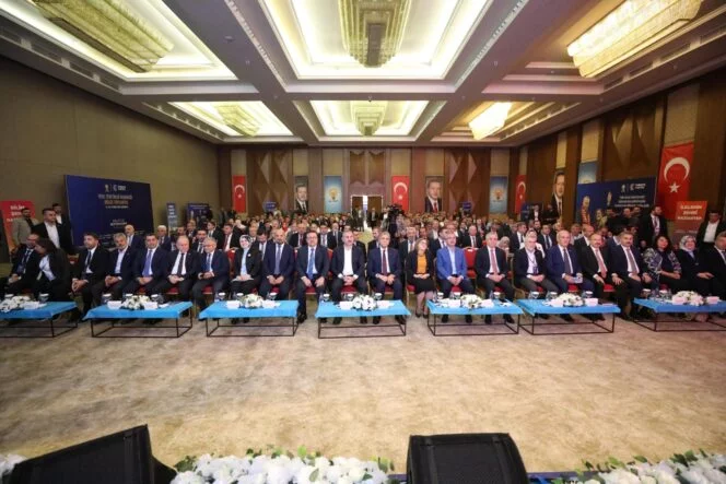 BAŞKAN ÖNTÜRK, YEREL YÖNETİMLER TOPLANTISI’NA KATILDI