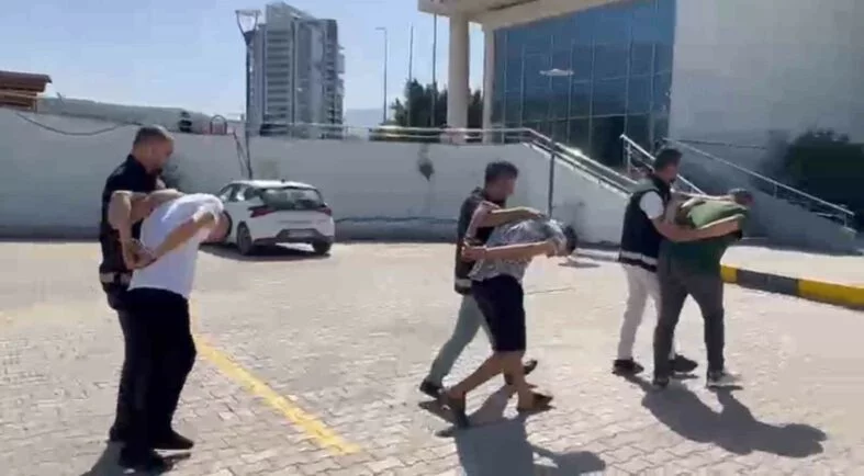 İskenderun’da hapis cezasıyla aranan 3 şahıs yakalandı