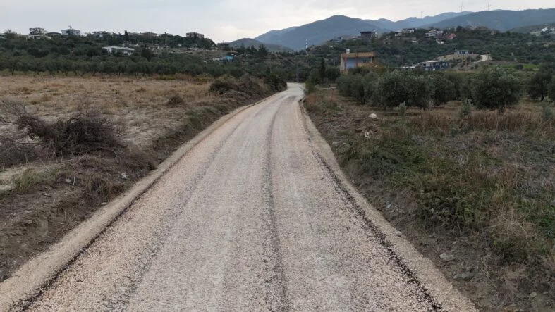 ARSUZ KARAHSEYİNLİ MAHALLESİNE 6 KM SATHİ KAPLAMA